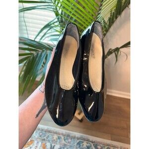 Shiny black flats size 8
